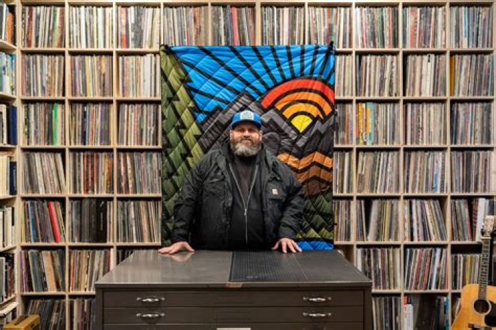 Aaron Draplin Net Worth, Age, Height, Bio, Birthday, Wiki!