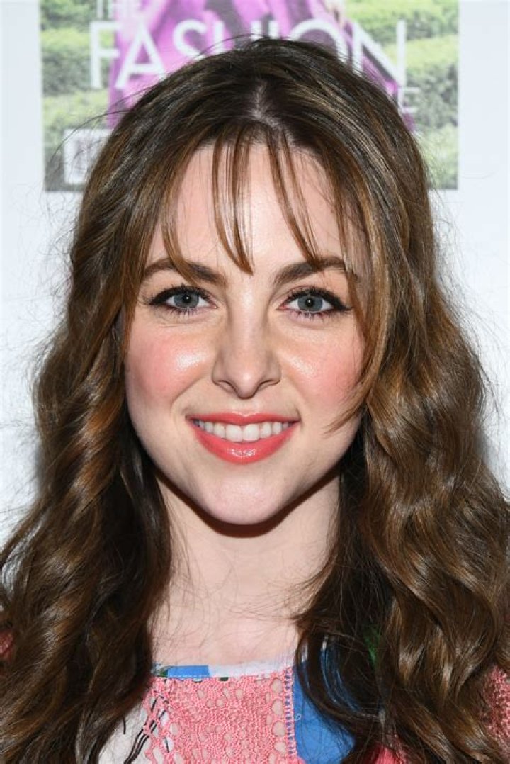Abbey Curran Net Worth, Age, Height, Bio, Birthday, Wiki!
