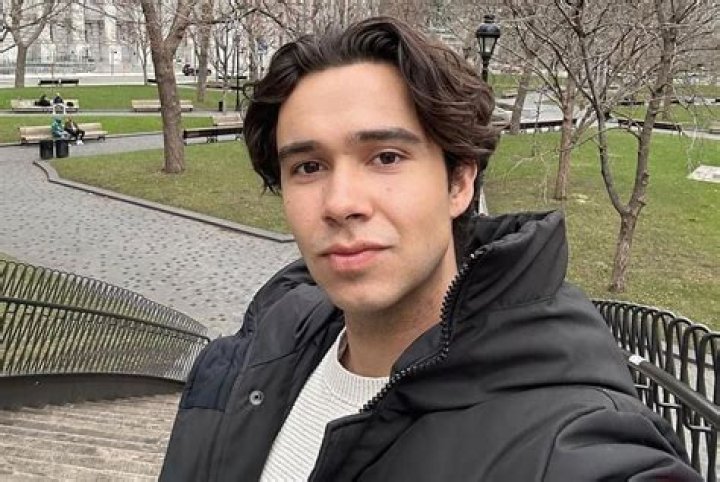 Abelardo Campuzano Net Worth, Age, Height, Bio, Birthday, Wiki!