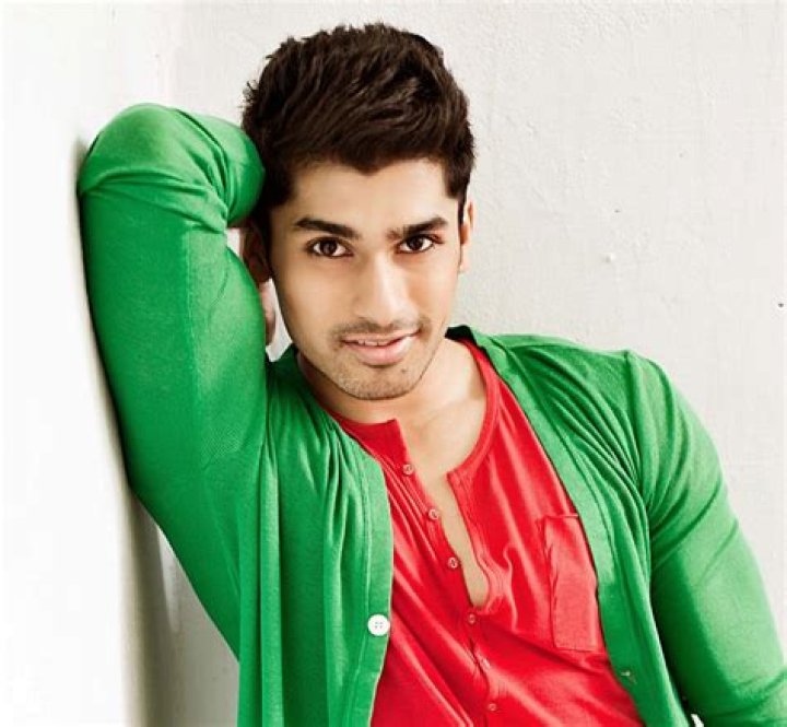 Abhijeeth Poondla Net Worth, Age, Height, Bio, Birthday, Wiki!