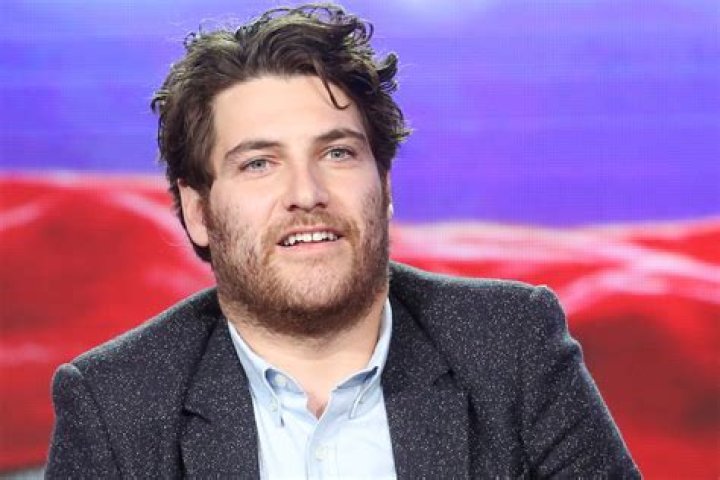 Adam Pally Net Worth, Age, Height, Bio, Birthday, Wiki!