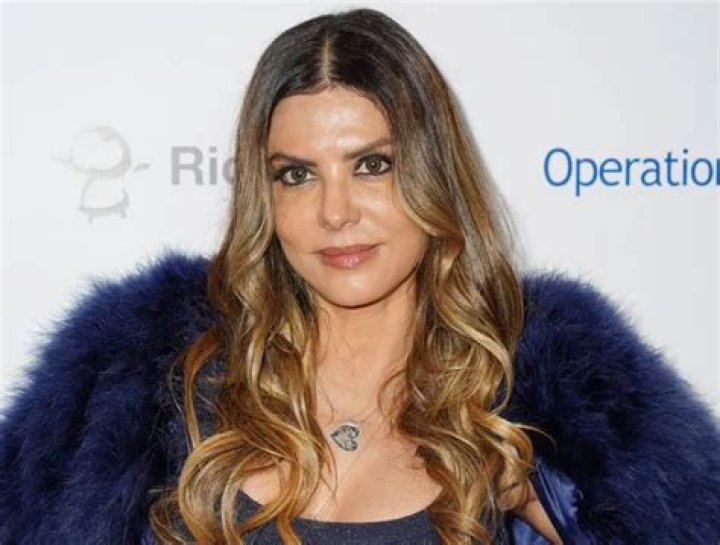 Adriana De Moura Net Worth, Age, Height, Bio, Birthday, Wiki!