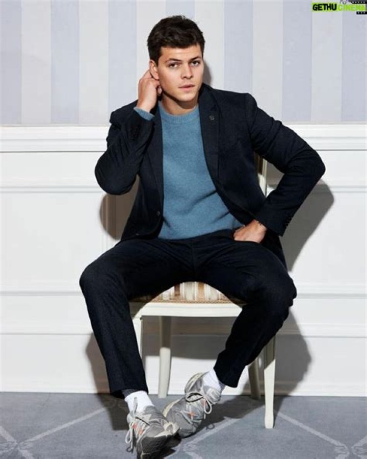 Alex Hogh Andersen Net Worth, Age, Height, Bio, Birthday, Wiki!