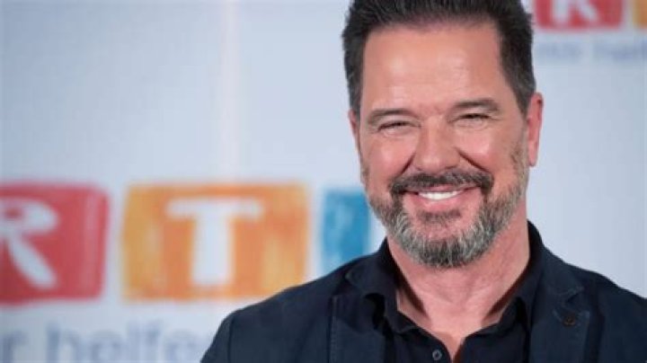 Alex Jolig - Net Worth, Age, Height, Birthday, Bio, Wiki!