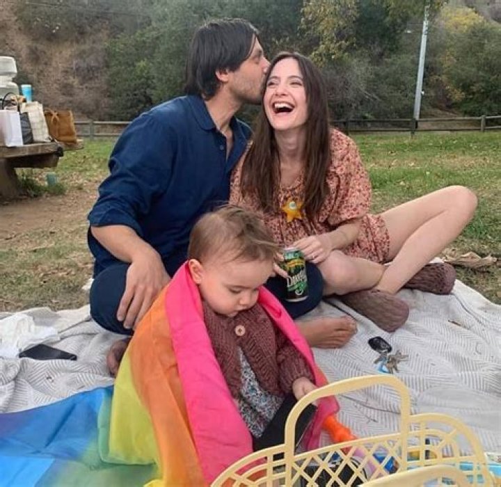 Alexa Nikolas Net Worth 2024, Age, Height, Bio, Birthday, Wiki!