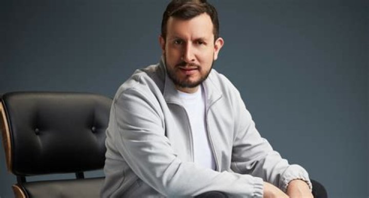 Alexander Torrenegra Net Worth, Age, Height, Bio, Birthday, Wiki!