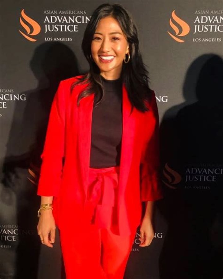 Alisa Allapach - Net Worth, Age, Height, Birthday, Bio, Wiki!