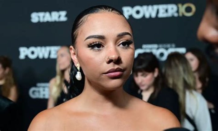 Alix Lapri Net Worth, Age, Height, Bio, Birthday, Wiki!