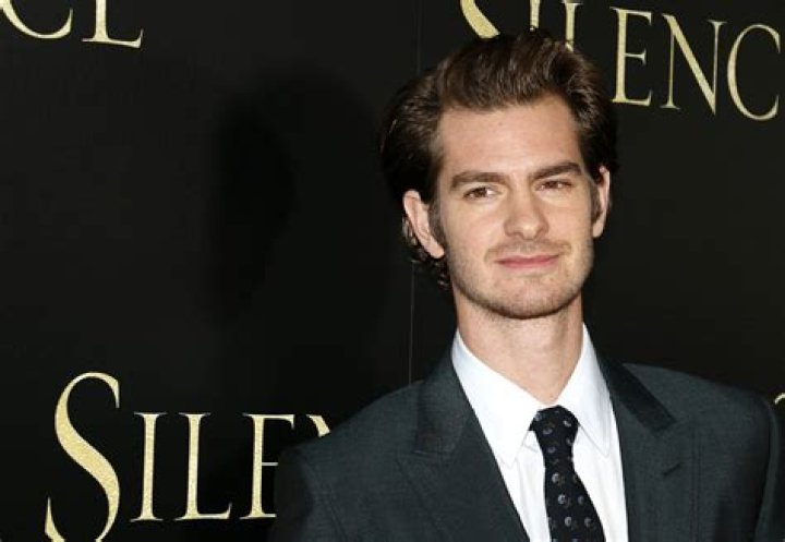 Allen Garfield Net Worth, Age, Height, Bio, Birthday, Wiki!