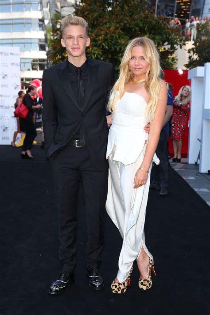 Alli Simpson Net Worth, Age, Height, Bio, Birthday, Wiki!