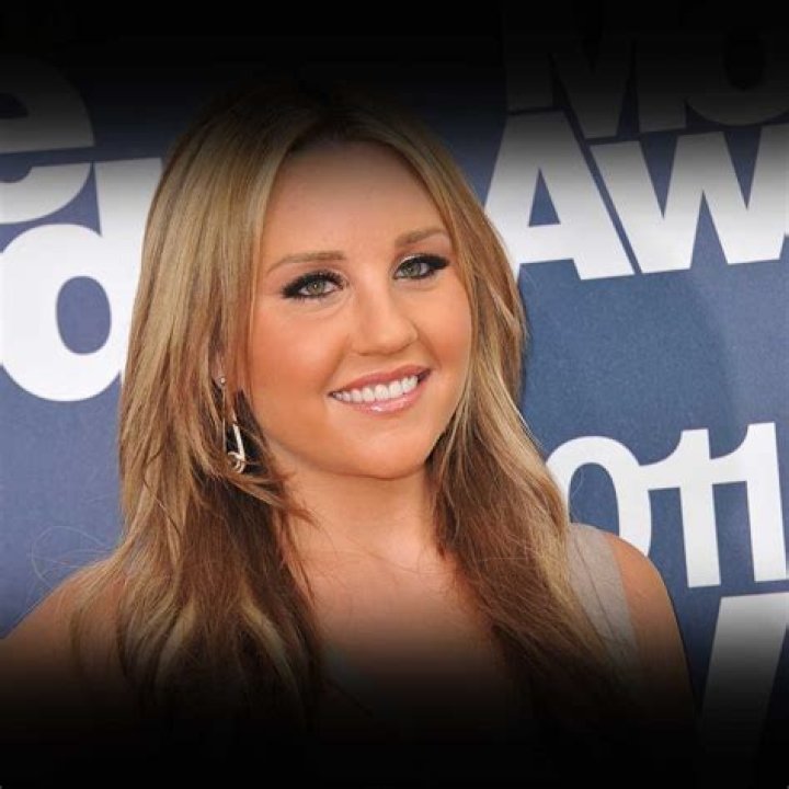 Amanda Bynes Net Worth, Age, Height, Bio, Birthday, Wiki!