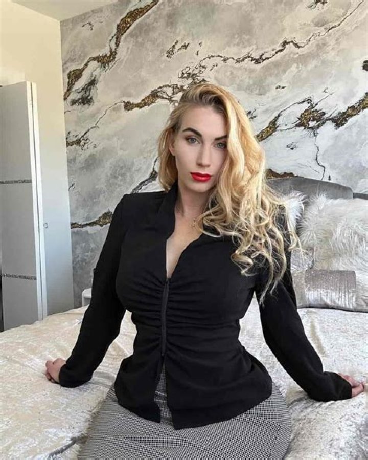 Amber Hayes Net Worth, Age, Height, Bio, Birthday, Wiki!