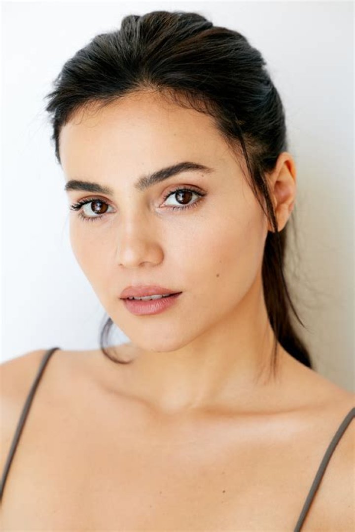 Andrea Londo Net Worth 2024, Age, Height, Bio, Birthday, Wiki!
