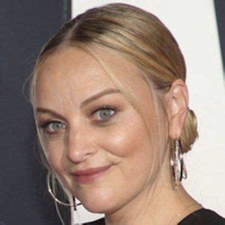 Angela Ribeiro Net Worth, Age, Height, Bio, Birthday, Wiki!