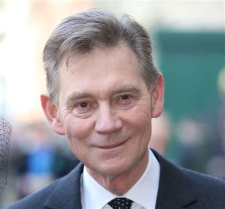 Anthony Andrews - Net Worth, Age, Height, Birthday, Bio, Wiki!