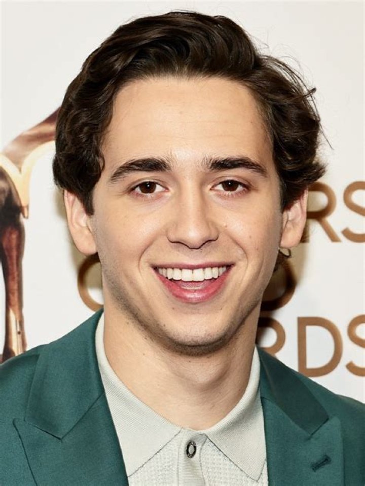 Anthony Hernandez Net Worth 2024, Age, Height, Bio, Birthday, Wiki!