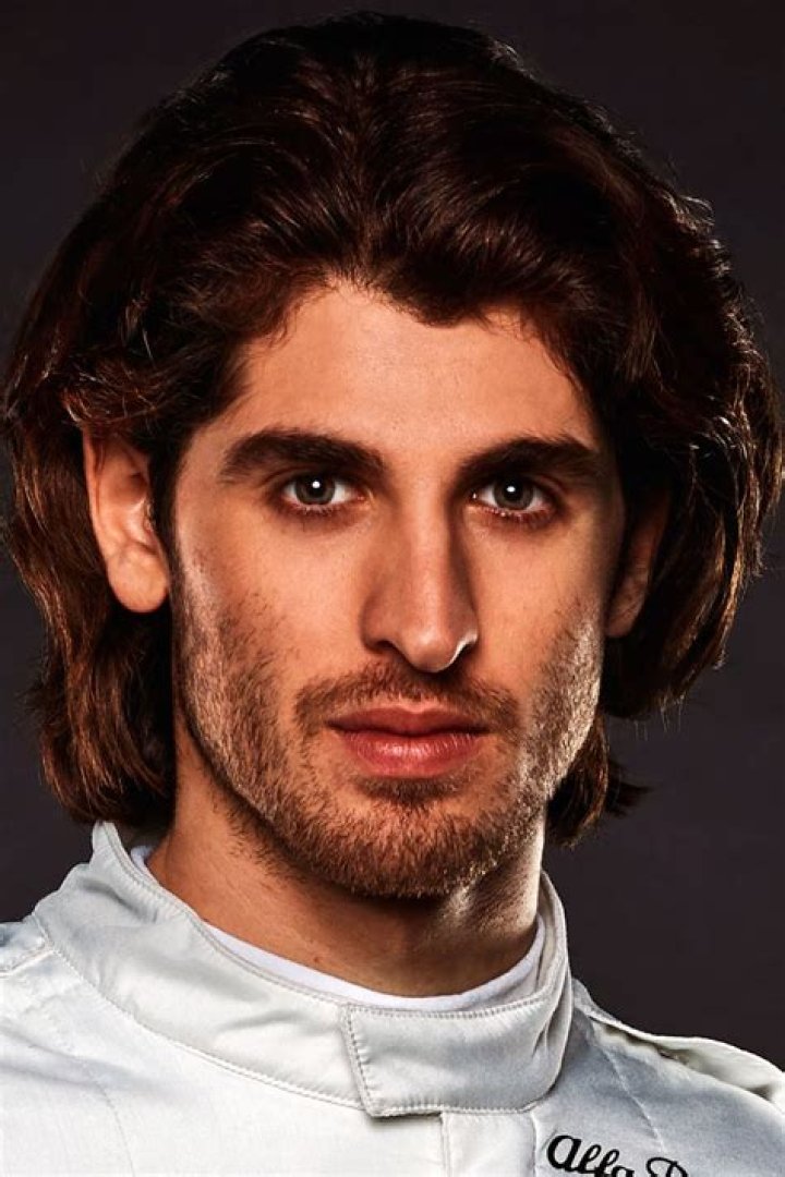 Antonio Giovinazzi Net Worth, Age, Height, Bio, Birthday, Wiki!