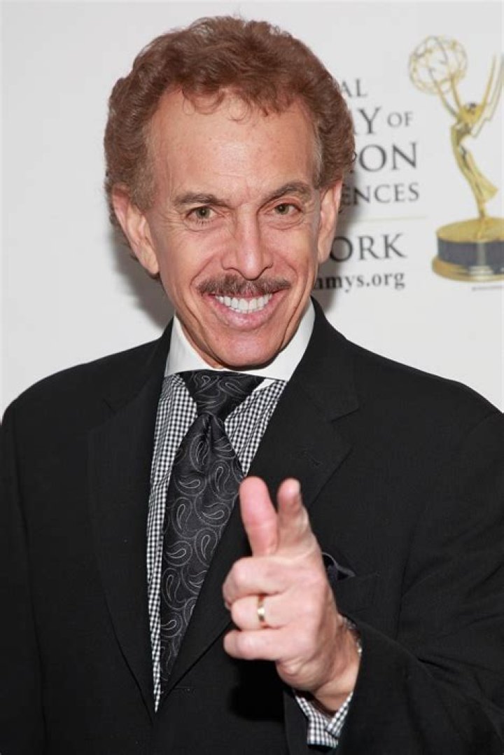 Arnold Diaz - Net Worth, Age, Height, Birthday, Bio, Wiki!