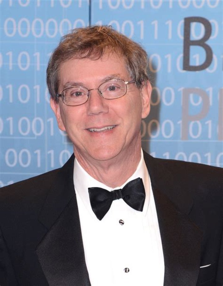 Arthur D. Levinson - Net Worth, Age, Height, Birthday, Bio, Wiki!