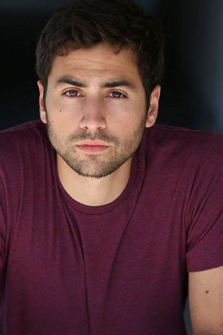 Ashton Moio - Net Worth, Age, Height, Birthday, Bio, Wiki!