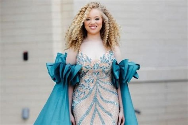 Ava Clarke - Net Worth, Age, Height, Birthday, Bio, Wiki!
