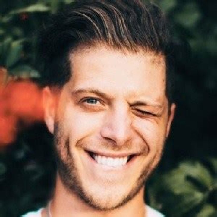 BC Serna - Net Worth, Age, Height, Birthday, Bio, Wiki!