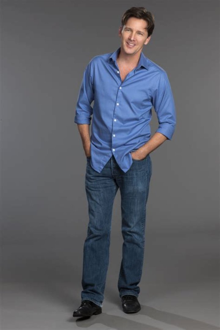 Beau Mirchoff - Net Worth, Age, Height, Birthday, Bio, Wiki!