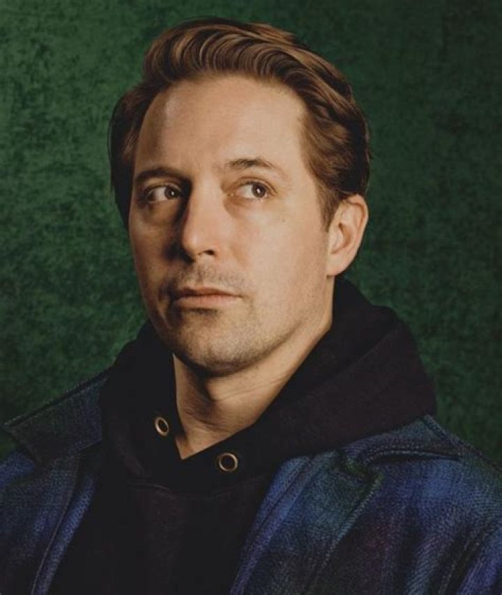 Beck Bennett - Net Worth, Age, Height, Birthday, Bio, Wiki!