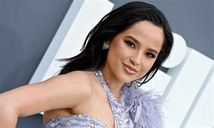 Becky Robinson Net Worth, Age, Height, Bio, Birthday, Wiki!