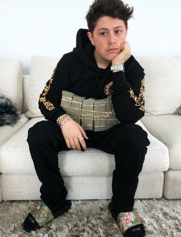 Benjamin Kapelushnik - Net Worth, Age, Height, Birthday, Bio, Wiki!