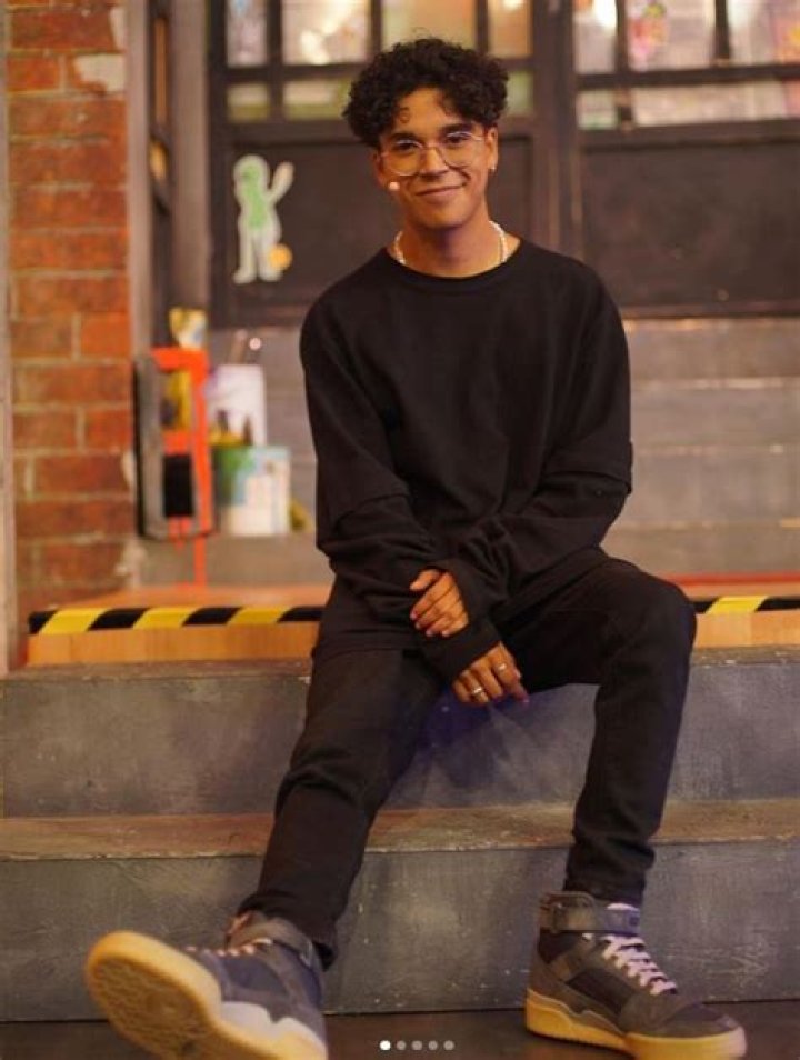 Benny Emmanuel - Net Worth, Age, Height, Birthday, Bio, Wiki!
