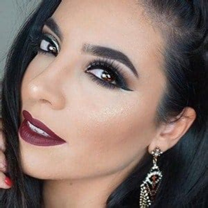 Bilintina Makeup Net Worth, Age, Height, Bio, Birthday, Wiki!