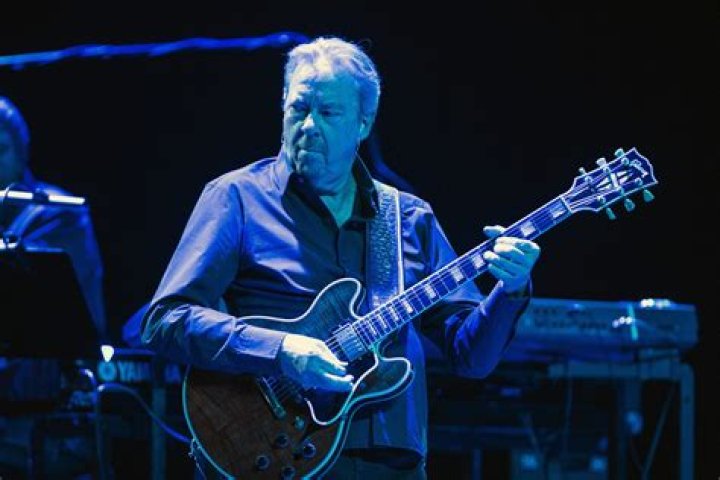 Boz Scaggs Net Worth, Age, Height, Bio, Birthday, Wiki!