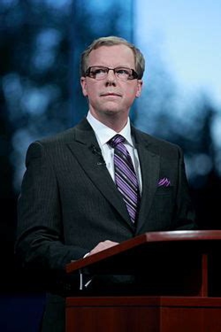 Brad Wall - Net Worth, Age, Height, Birthday, Bio, Wiki!