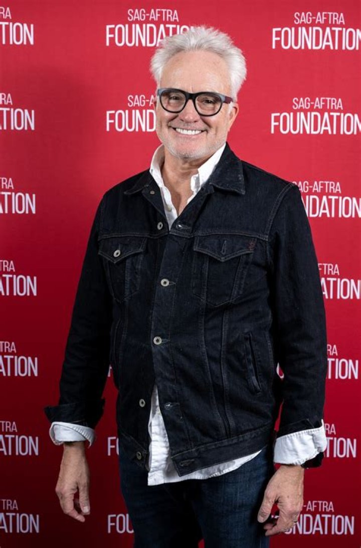 Bradley Whitford Net Worth 2024, Age, Height, Bio, Birthday, Wiki!