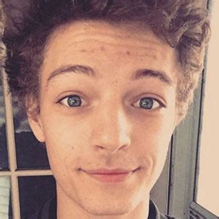 Cameron Lee Campbell Net Worth, Age, Height, Bio, Birthday, Wiki!