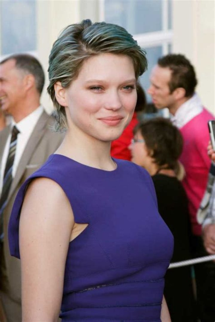 Camille Seydoux - Net Worth, Age, Height, Birthday, Bio, Wiki!