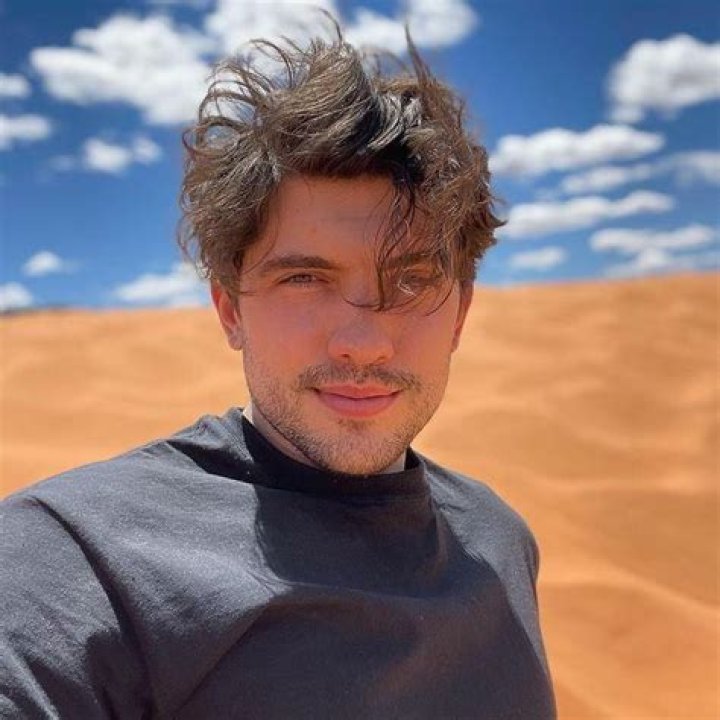 Carter Jenkins Net Worth, Age, Height, Bio, Birthday, Wiki!