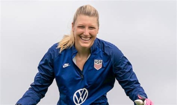 Casey Murphy - Net Worth, Age, Height, Birthday, Bio, Wiki!