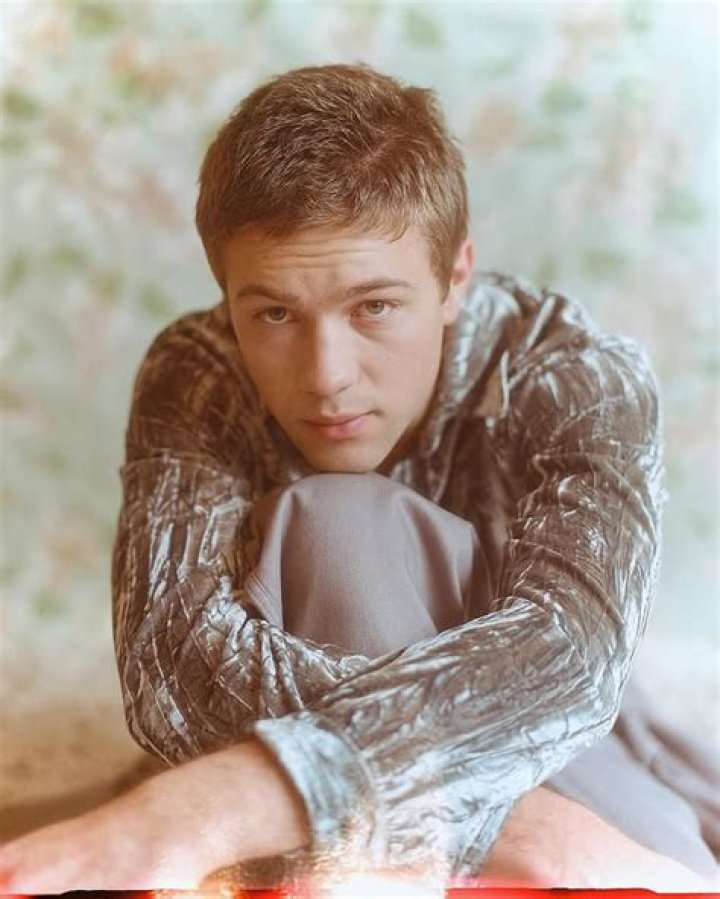 Connor Jessup Net Worth 2024, Age, Height, Bio, Birthday, Wiki!
