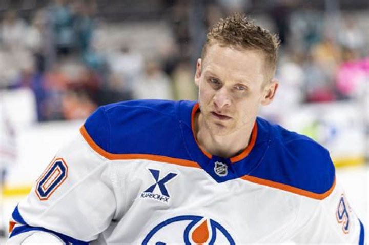 Corey Perry Net Worth, Age, Height, Bio, Birthday, Wiki!