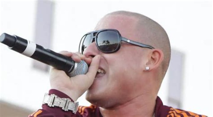 Cosculluela Net Worth, Age, Height, Bio, Birthday, Wiki!