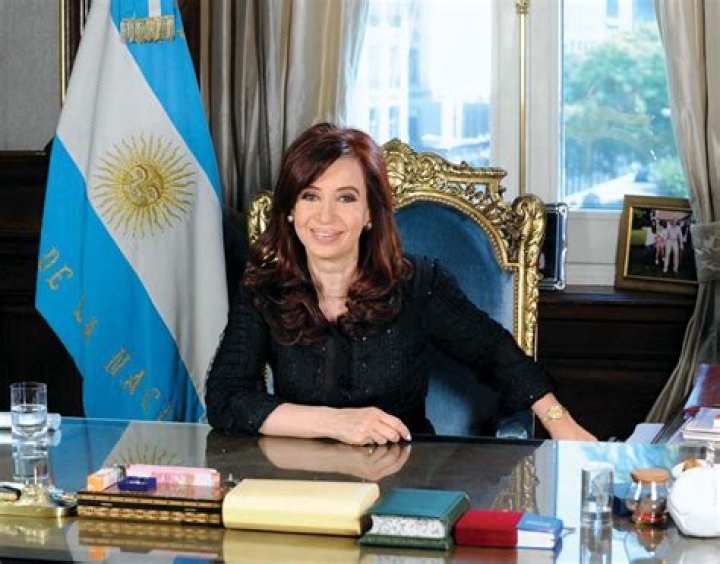 Cristina Fernández De Kirchner - Net Worth, Age, Height, Birthday, Bio, Wiki!