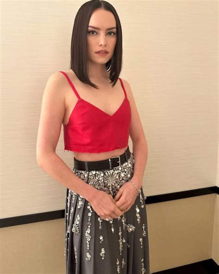 Daisy Ridley - Net Worth, Age, Height, Birthday, Bio, Wiki!