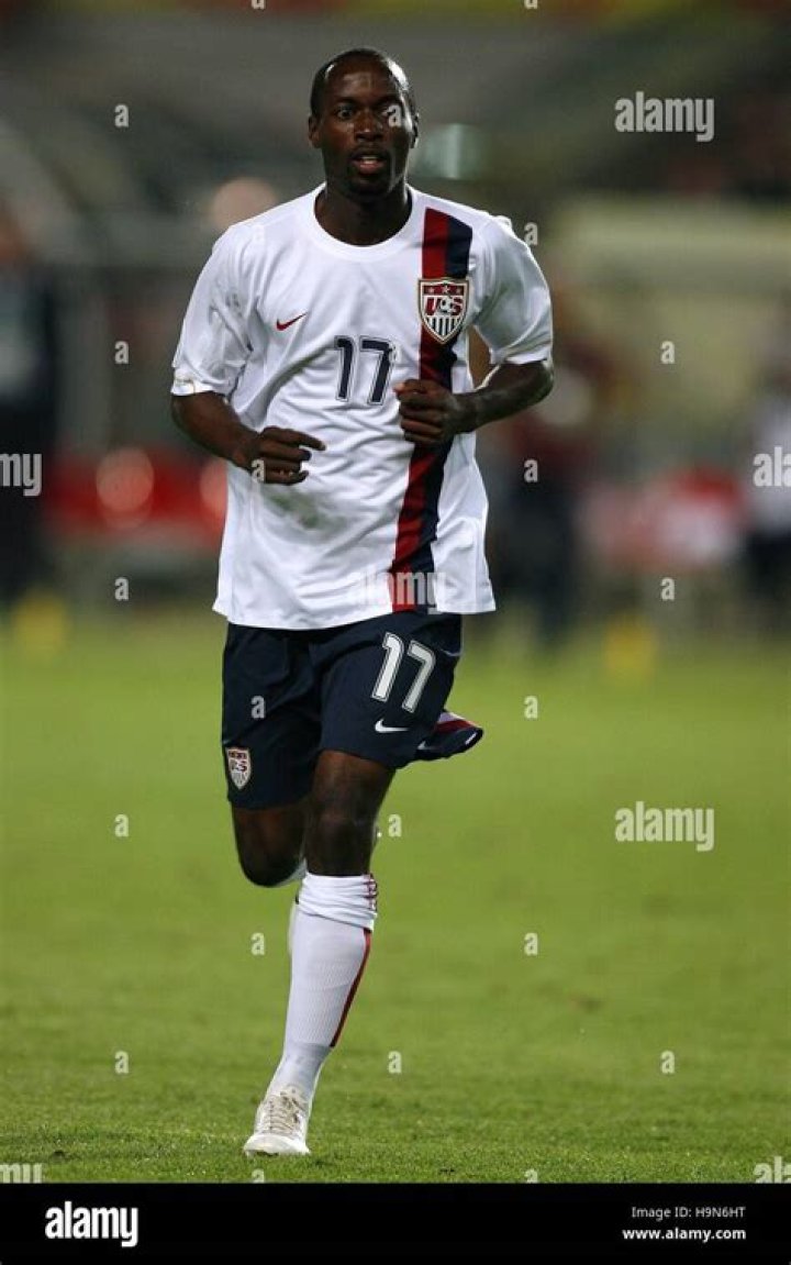 DaMarcus Beasley - Net Worth, Age, Height, Birthday, Bio, Wiki!