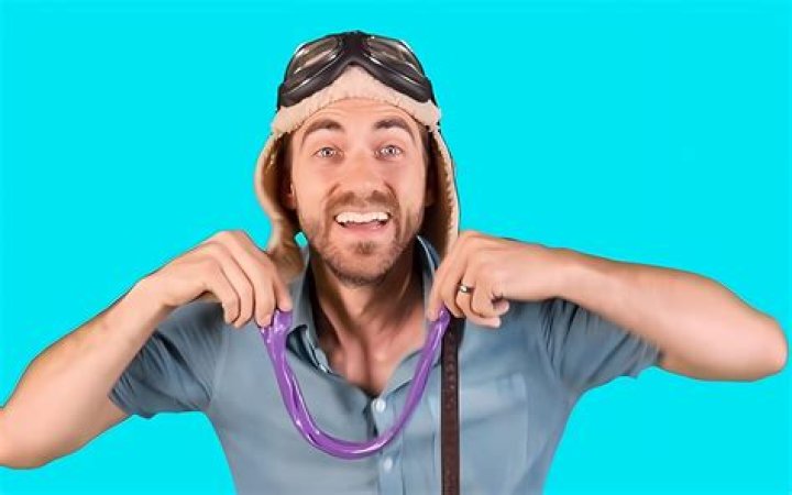 Daniel Coleman Net Worth, Age, Height, Bio, Birthday, Wiki!
