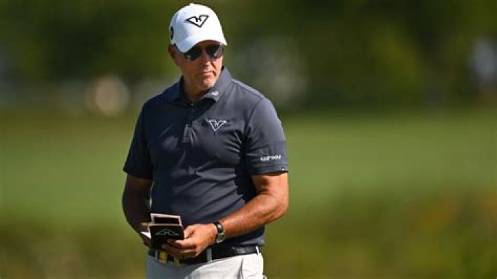 Daniel Mickelson Net Worth 2024, Age, Height, Bio, Birthday, Wiki!