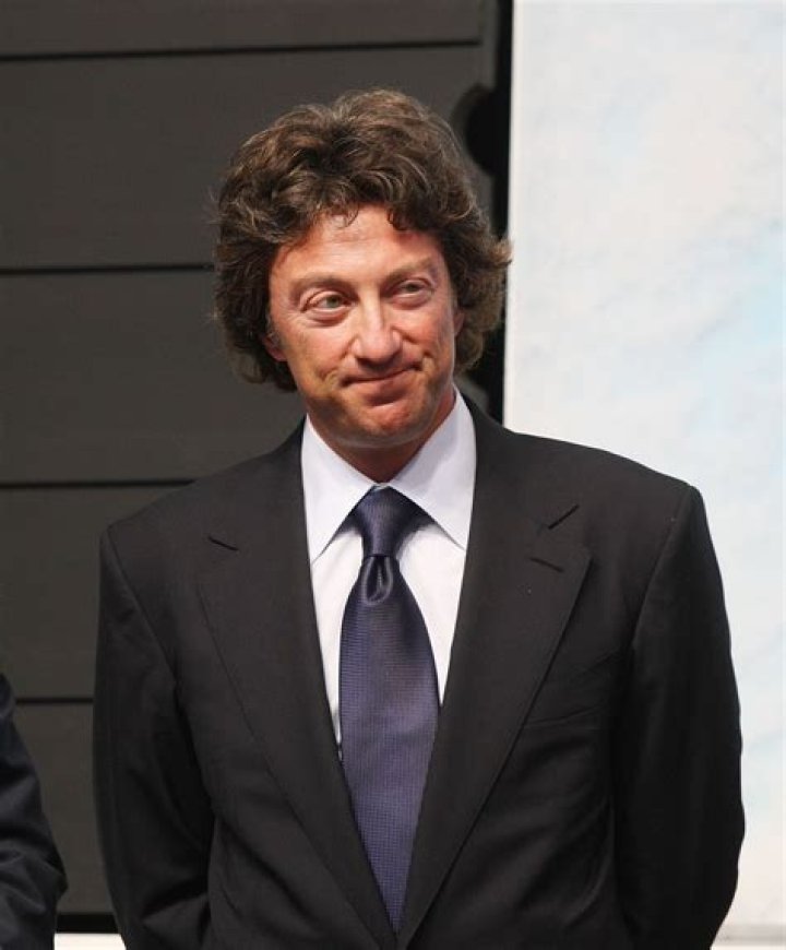 Daryl Katz - Net Worth, Age, Height, Birthday, Bio, Wiki!