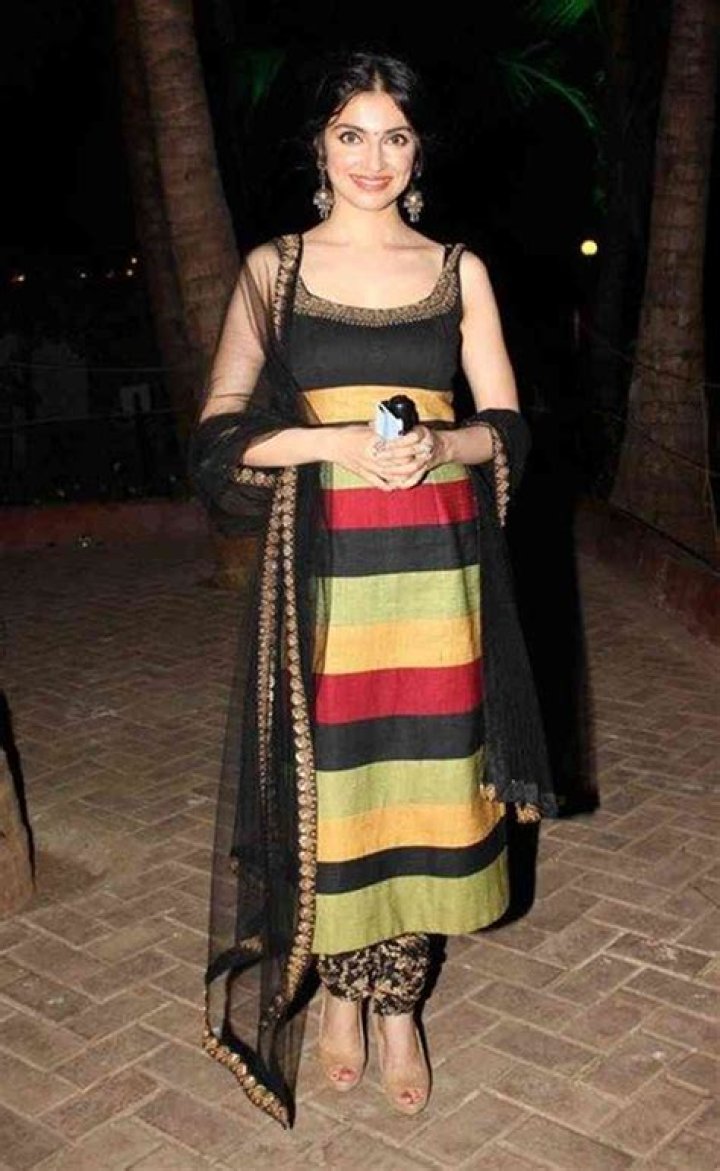 Divya Khosla Kumar - Net Worth, Age, Height, Birthday, Bio, Wiki!