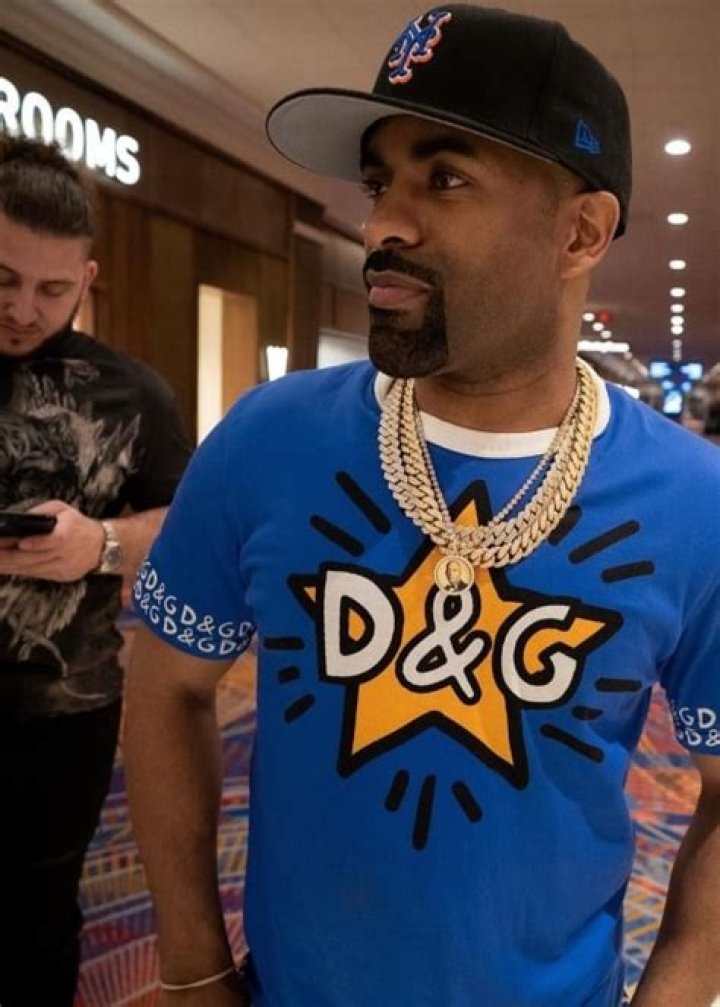DJ Clue Net Worth, Age, Height, Bio, Birthday, Wiki!